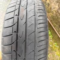 Gomme 205/60/16