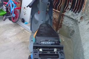 Scuter peugeot