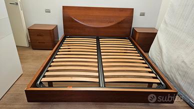 letto matrimoniale con comodini in ciliegio 
