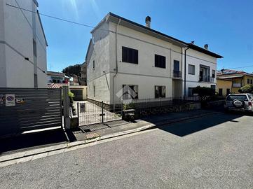 5 LOCALI A SESTO FIORENTINO