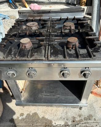 Cucina in acciaio