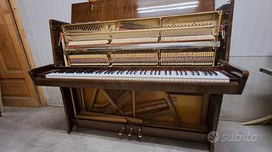 Pianoforte verticale Petrof