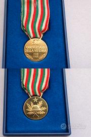 Medaglia 🏅 50 anniversario 