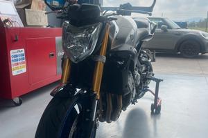 Yamaha fz-1 fazer