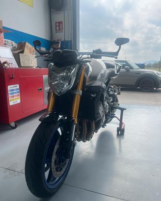 Yamaha fz-1 fazer