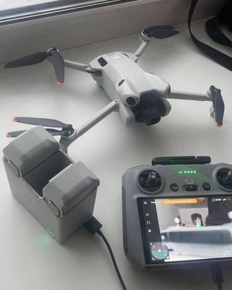 DJI 4 Mini Pro + RC Fly More Combo