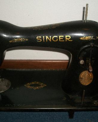 Macchina per cucire Singer vintage