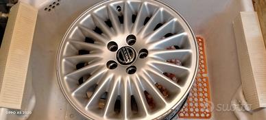 Cerchi in lega da 16'' originali Volvo