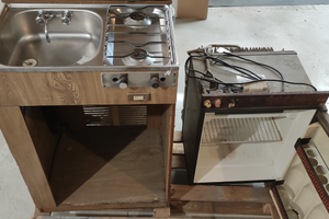 Mobile +frigo trivalente + lavello