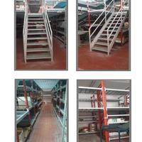 Soppalco con scaffale industriale
