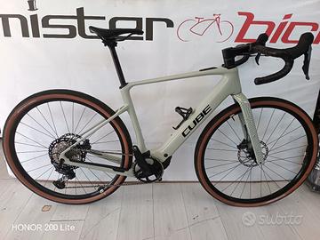 Cube Gravel elettrica Nuroad Hybrid C.62 tg M