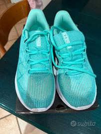 Scarpe sportive Under Armour nuove taglia 36.5