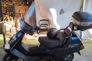 Piaggio super HEXAGON GTX 250