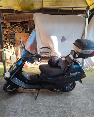 Piaggio super HEXAGON GTX 250