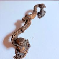 Antica maniglia in ottime stile barocco