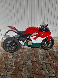 Ducati Panigale V4 base