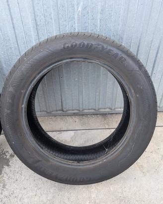 2 pneumatici estivi 215/55 R17