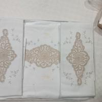Lenzuola ricamate a mano