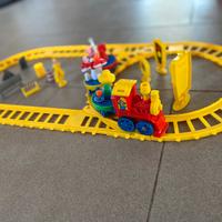 Trenino con pista