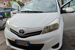 Toyota Yaris Active 