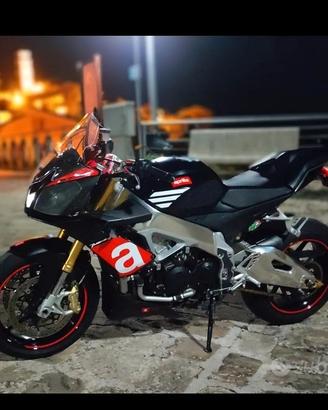 Aprilia Tuono V4R