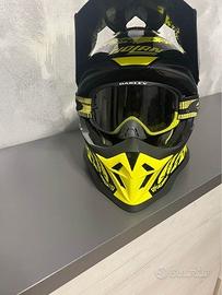 Casco cross nolan