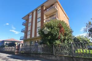 4 LOCALI A FAVRIA
