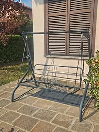 Struttura in ferro ' dondolo '