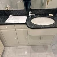 Lavello specchio e doccia