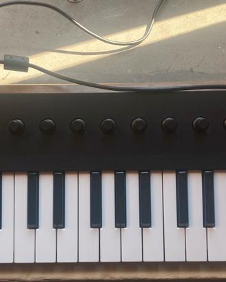 Native Instruments Komplete Kontrol M32