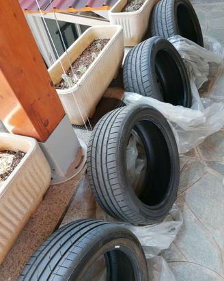 Gomme  Hankook Ventus S1 Evo3  225/45/r19  96W