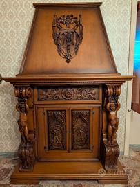 Mobile Bar / Credenza in legno massello intagliato