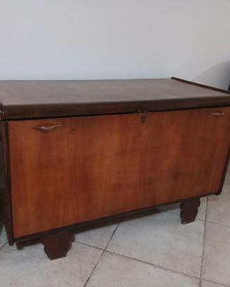 Baule antico in legno