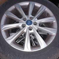 Cerchi in Lega e Gomme Ford Kuga