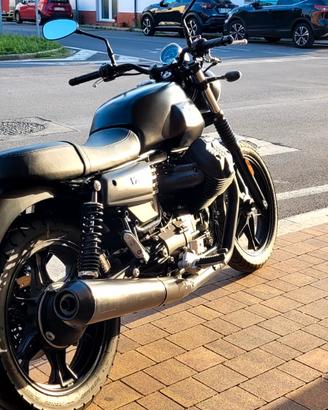 Moto Guzzi V7 III Stone