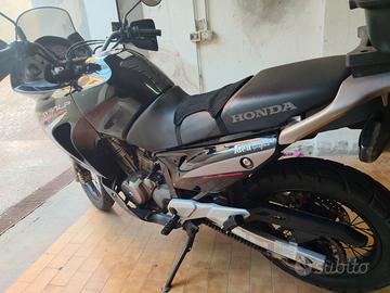 Honda Transalp 650 Rally Touring del 2006