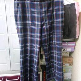 Pantaloni da donna scozzesi, marca Zara, taglia 44