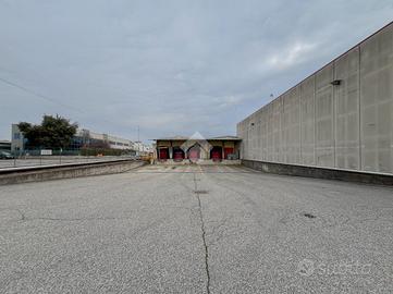 CAPANNONE A CISERANO