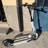 Monopattino elettrico come nuovo 