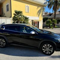 INFINITI QX30 2.2d PREMIUM TECH AWD DCT