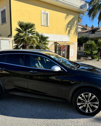 INFINITI QX30 2.2d PREMIUM TECH AWD DCT. KM 113000