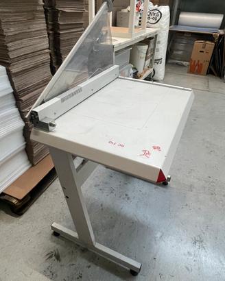 taglierina a ghigliottina con banco GS RC 710