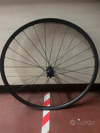 Ruote 29 in carbonio per  Forcella Lefty