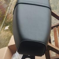 sella con gobba per vespa