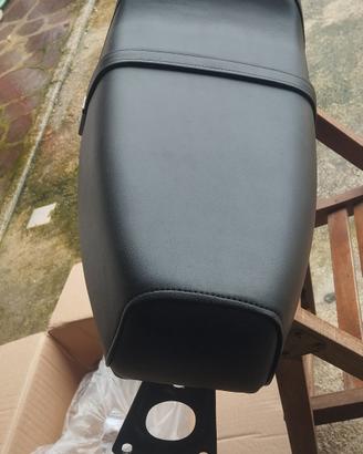 sella con gobba per vespa