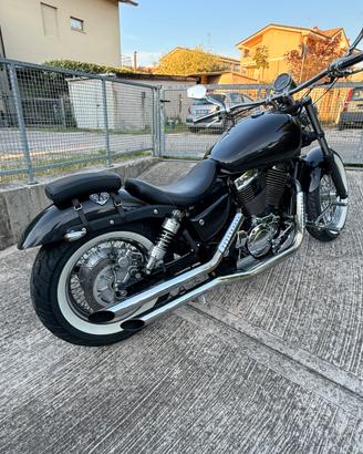 Honda shadow vt 1100