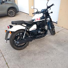 Royal Enfield Shotgun - 2024