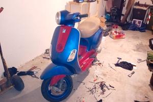 Piaggio Vespa 125 LX - 2009