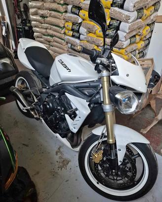 Triumph street triple 636 