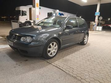 VW Golf Serie 4 GPL 3 porte "d'epoca"